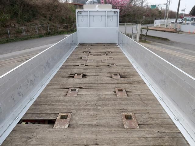 MITSUBISHI FUSOU SUPER GREAT 2016 Image 31