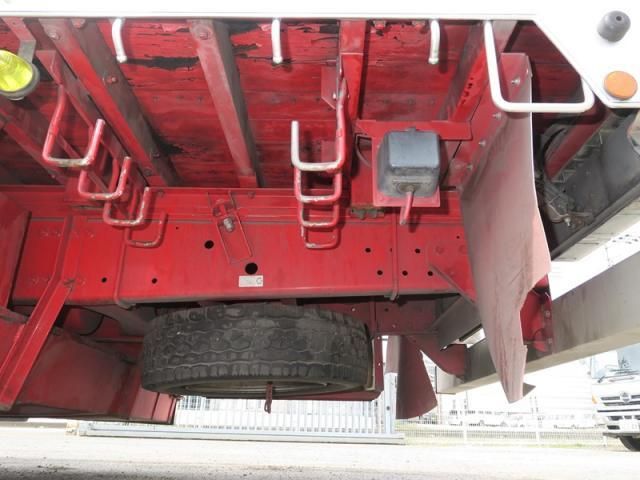 MITSUBISHI FUSOU SUPER GREAT 2016 Image 31