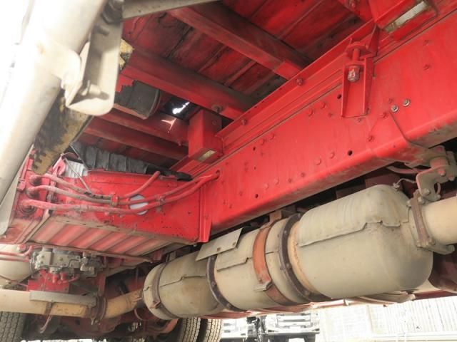 MITSUBISHI FUSOU SUPER GREAT 2016 Image 31