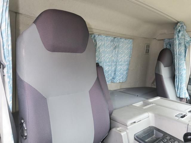 MITSUBISHI FUSOU SUPER GREAT 2016 Image 31