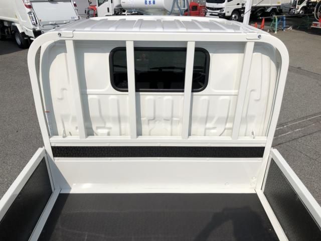 HINO DUTRO 2025 Image 31