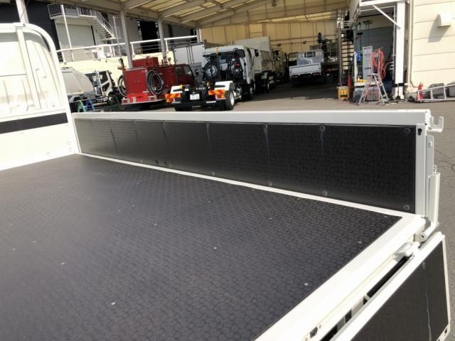 HINO DUTRO 2025 Image 31