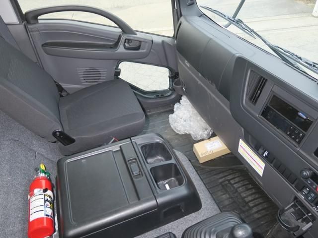 ISUZU FORWARD 2024 Image 31