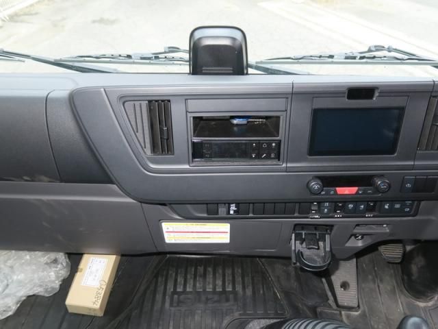 ISUZU FORWARD 2024 Image 31