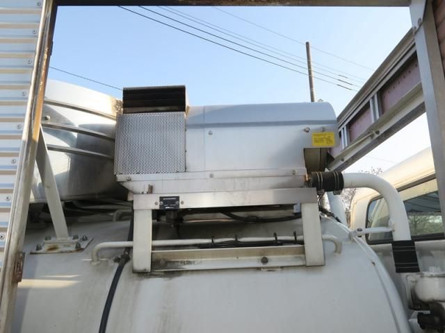 MITSUBISHI CANTER 2013 Image 31
