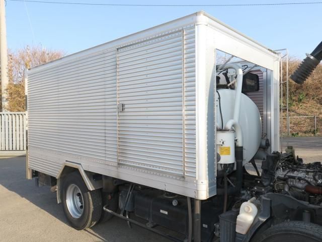 MITSUBISHI CANTER 2013 Image 31