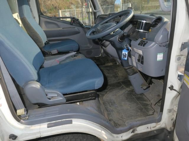 MITSUBISHI CANTER 2013 Image 31