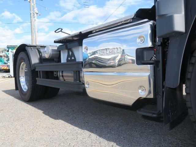 ISUZU GIGA 2025 Image 31