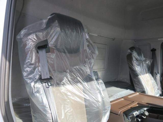 ISUZU GIGA 2025 Image 31