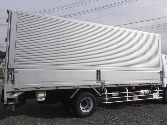 MITSUBISHI FUSOU FIGHTER 2011 Image 31