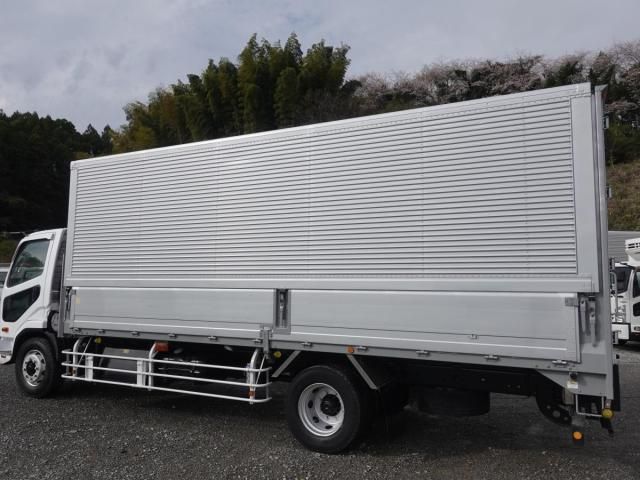 MITSUBISHI FUSOU FIGHTER 2011 Image 31