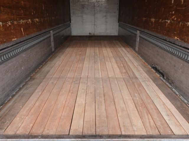 MITSUBISHI FUSOU FIGHTER 2011 Image 31