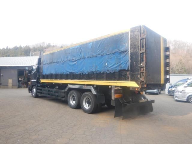 HINO PROFIA 2006 Image 31