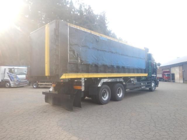 HINO PROFIA 2006 Image 31