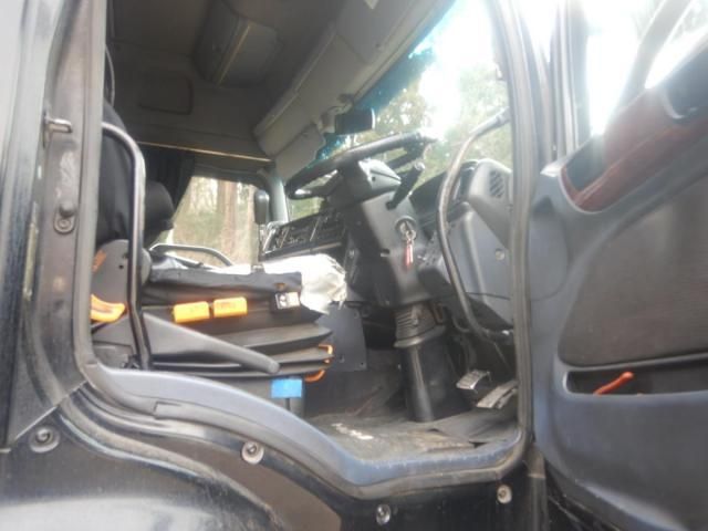 HINO PROFIA 2006 Image 31