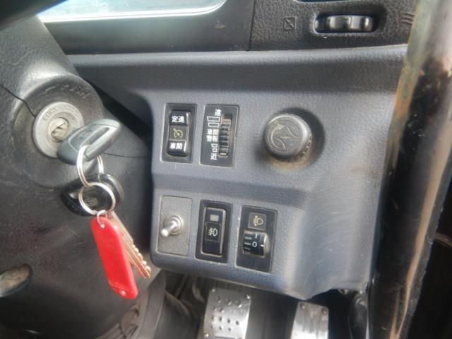 HINO PROFIA 2006 Image 31