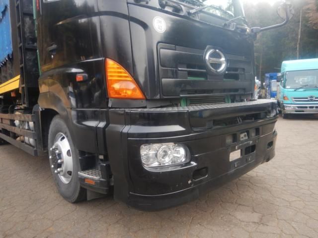 HINO PROFIA 2006 Image 31