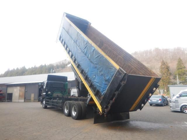 HINO PROFIA 2006 Image 31