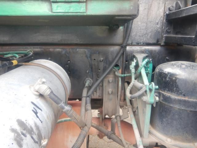 HINO PROFIA 2006 Image 31