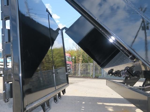 HINO PROFIA 2025 Image 31