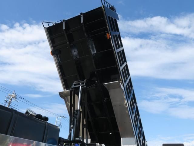 HINO PROFIA 2025 Image 31