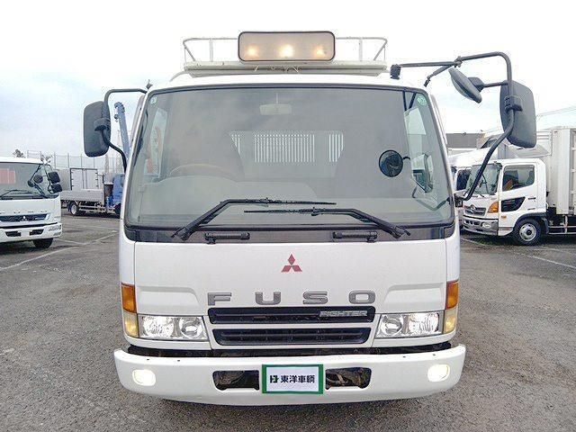 MITSUBISHI FUSOU FIGHTER 2002 Image 31