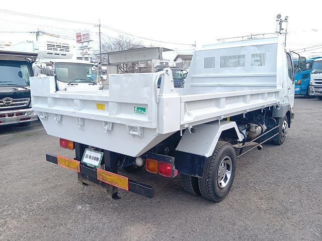 MITSUBISHI FUSOU FIGHTER 2002 Image 31