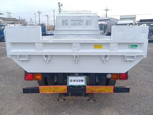 MITSUBISHI FUSOU FIGHTER 2002 Image 31