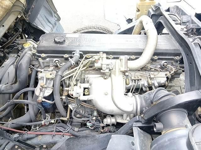 MITSUBISHI FUSOU FIGHTER 2002 Image 31