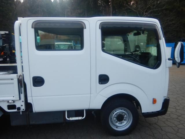 MITSUBISHI CANTER 2015 Image 31