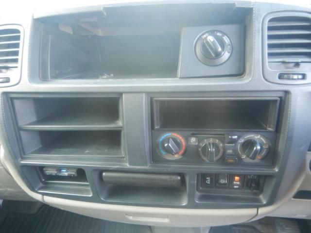 MITSUBISHI CANTER 2015 Image 31