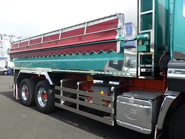 NISSAN DIESEL QUON 2016 Image 31