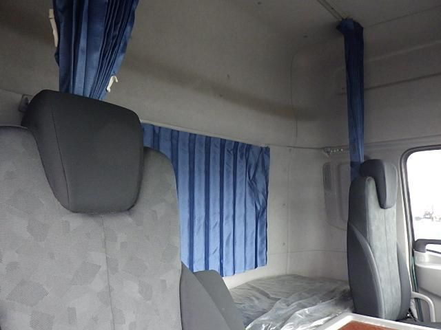 NISSAN DIESEL QUON 2016 Image 31