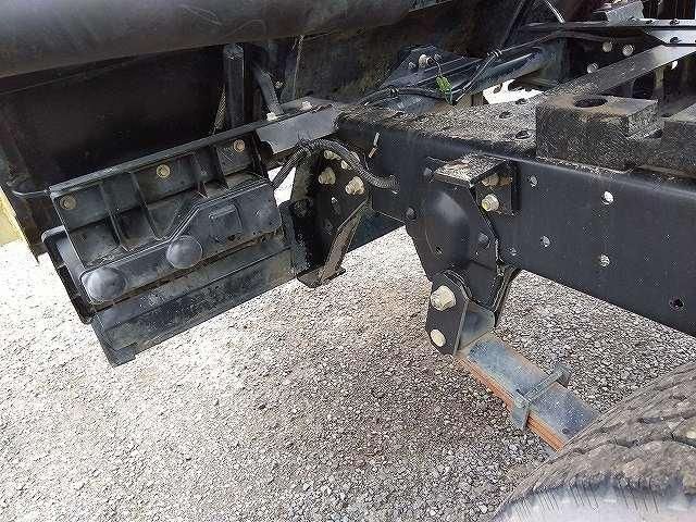 ISUZU ELF 2016 Image 31