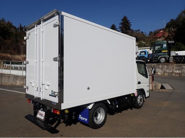 MITSUBISHI CANTER 2025 Image 31