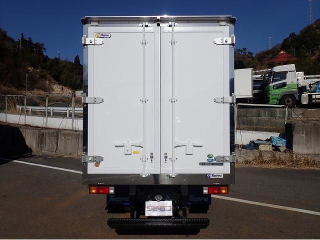 MITSUBISHI CANTER 2025 Image 31