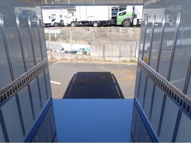 MITSUBISHI CANTER 2025 Image 31