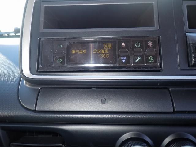 MITSUBISHI CANTER 2025 Image 31