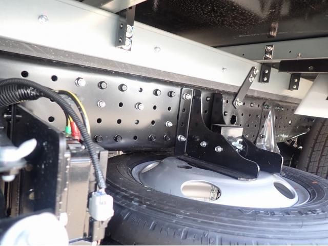 MITSUBISHI CANTER 2025 Image 31