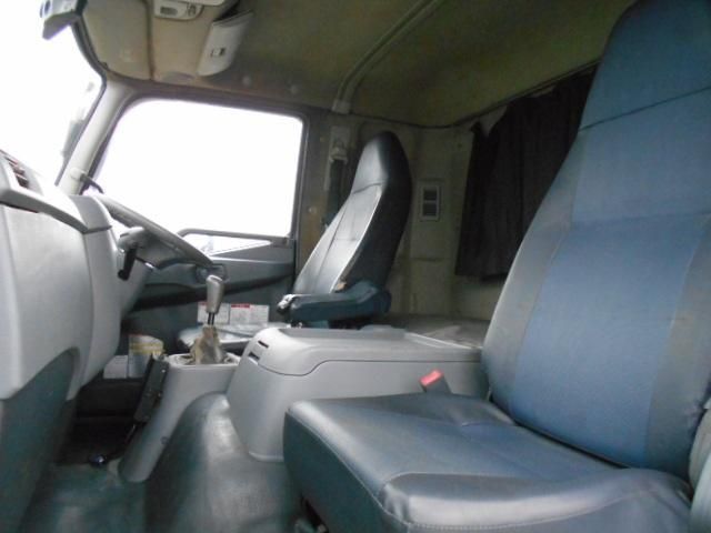 MITSUBISHI FUSOU FIGHTER 2017 Image 31