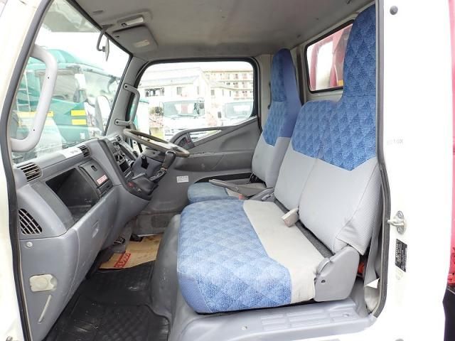 MITSUBISHI CANTER 2007 Image 31