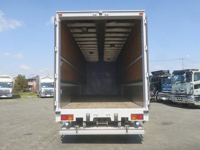 ISUZU GIGA 2017 Image 31