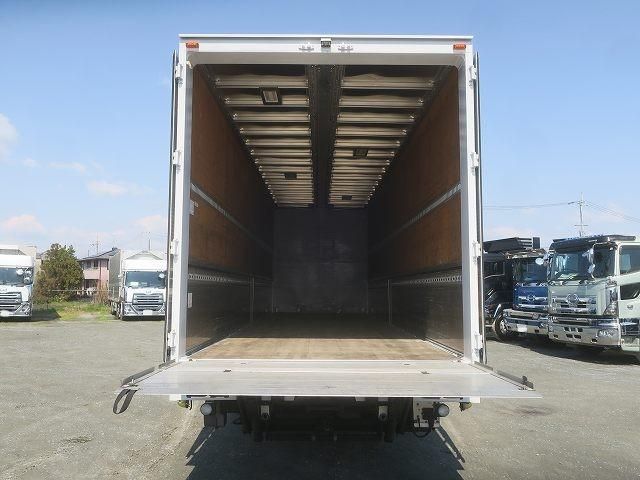 ISUZU GIGA 2017 Image 31