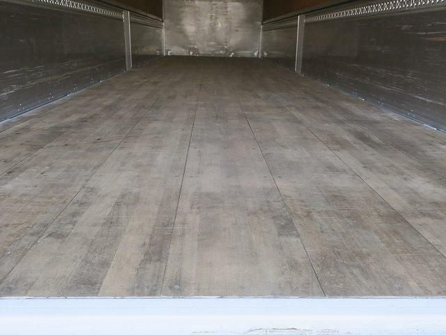 ISUZU GIGA 2017 Image 31