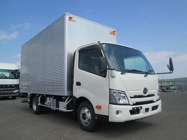 HINO DUTRO 2024 Image 31