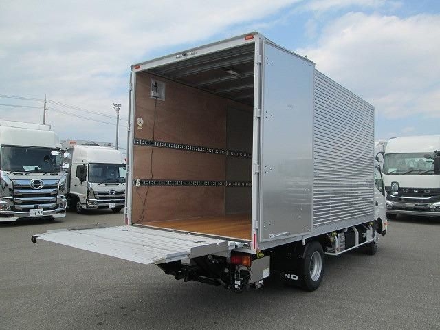 HINO DUTRO 2024 Image 31