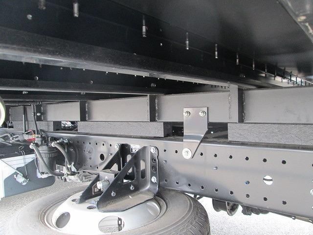 HINO DUTRO 2024 Image 31