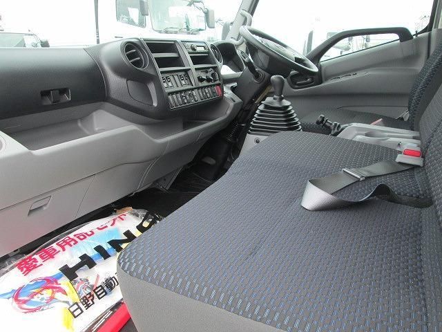 HINO DUTRO 2024 Image 31