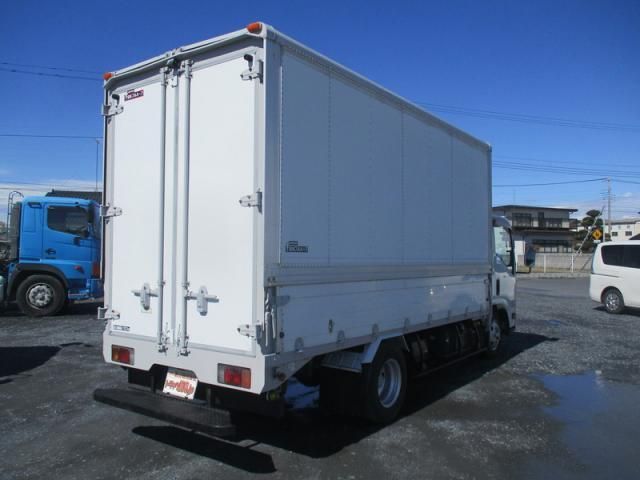 ISUZU ELF 2014 Image 31