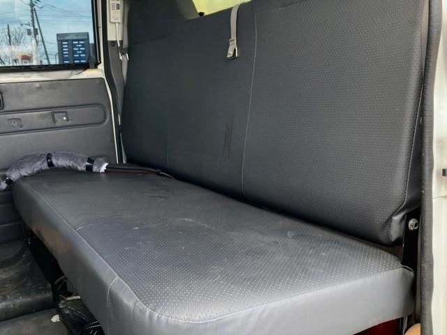 ISUZU ELF 2014 Image 31